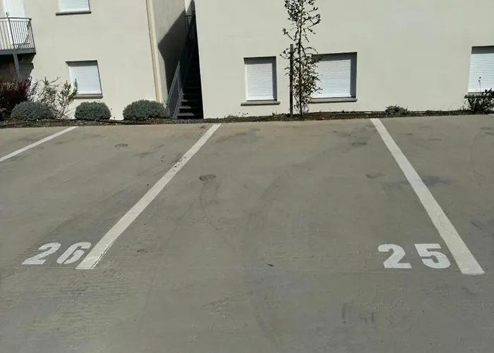 Design Front De Classe 3 Etoiles *