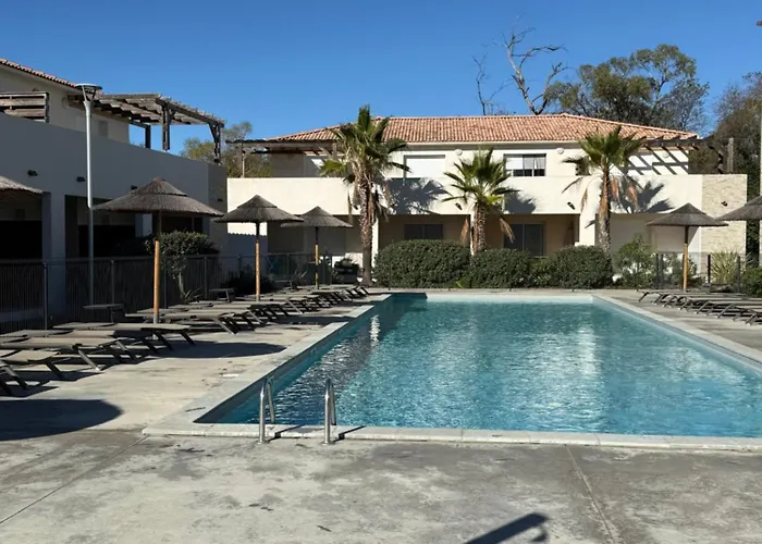 Design Front De Classe 3 Etoiles